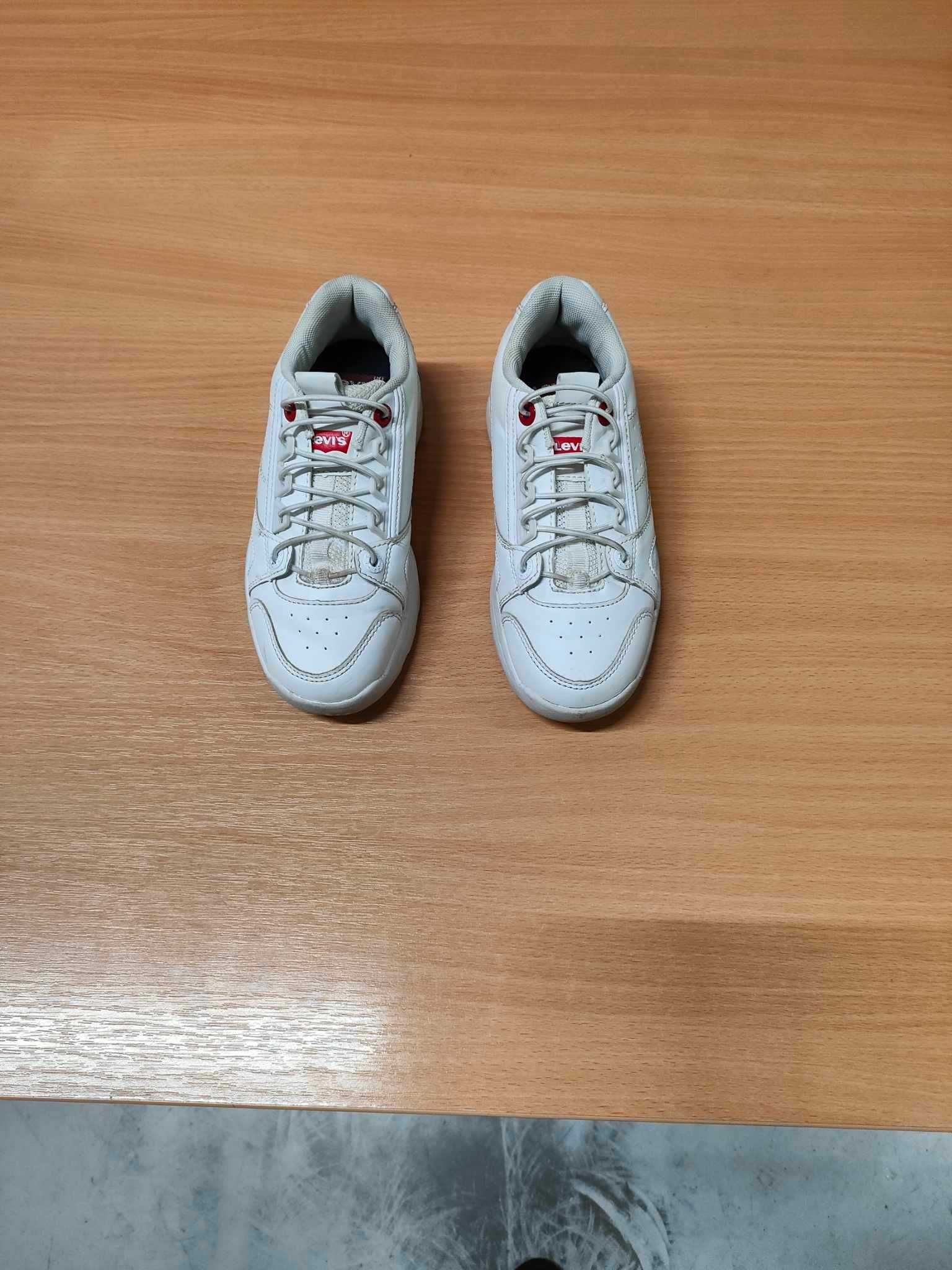 Buty dziecięce "Levi's" - rozmiar 32