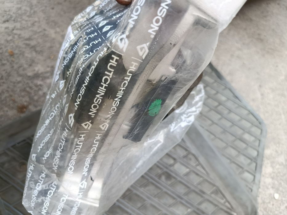 Продам подушку двигуна volvo v50, ford focus 2,3 ,mazda