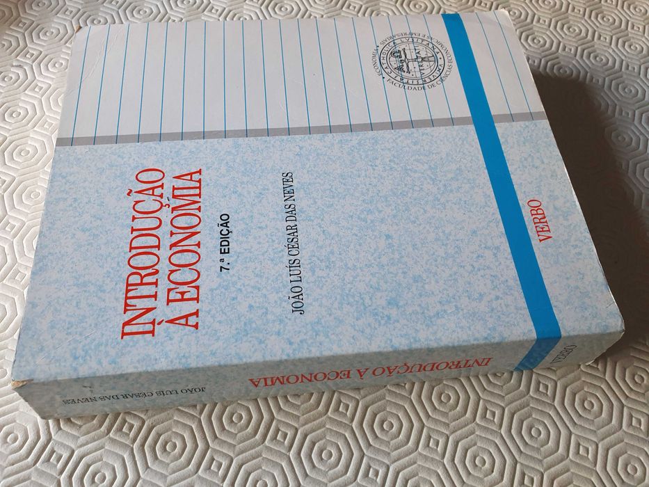 Livro Introdução à Economia de João Luís César das Neves