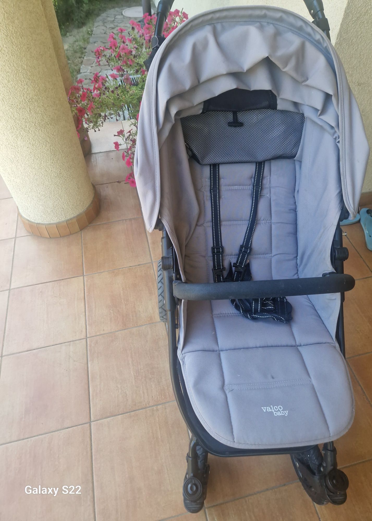 Sprzedam wózek valco baby snap 4