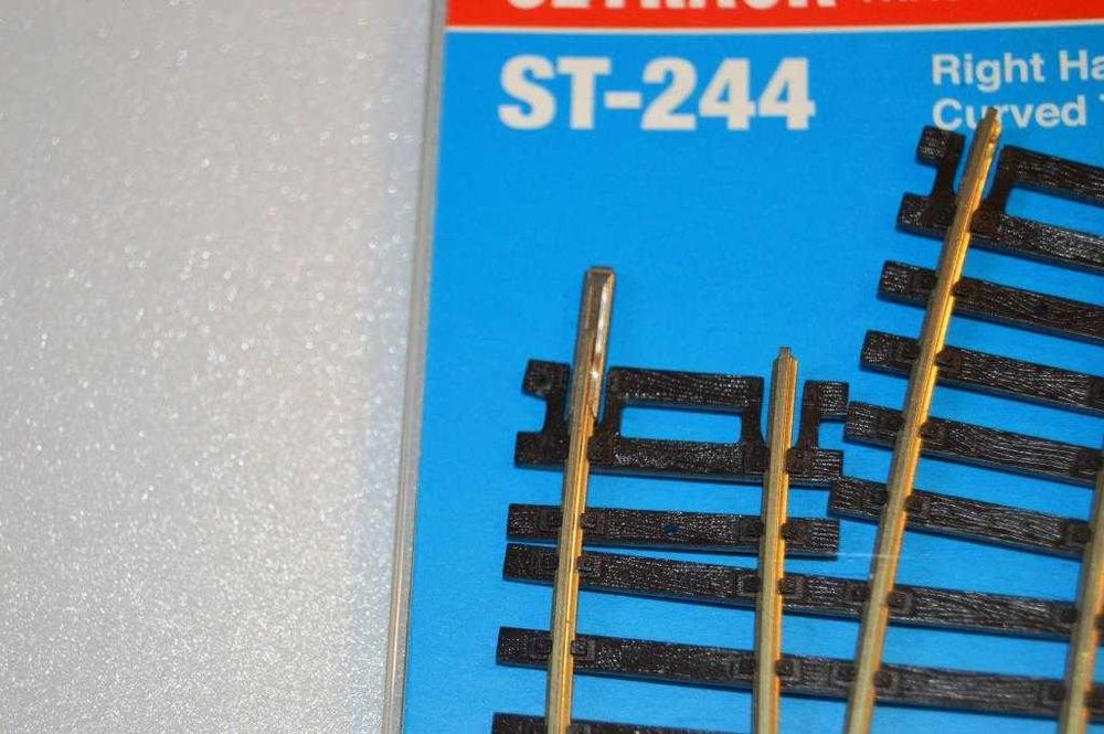 Agulhas curvas marca Peco - H0 código 100