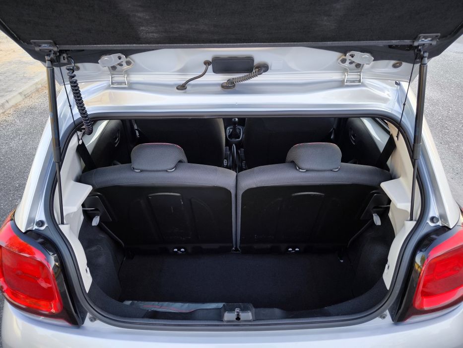 Citroen C1 Feel
5 portas 
1.0_Gasolina
2016 / Nacional 
90 mil km 
Rev