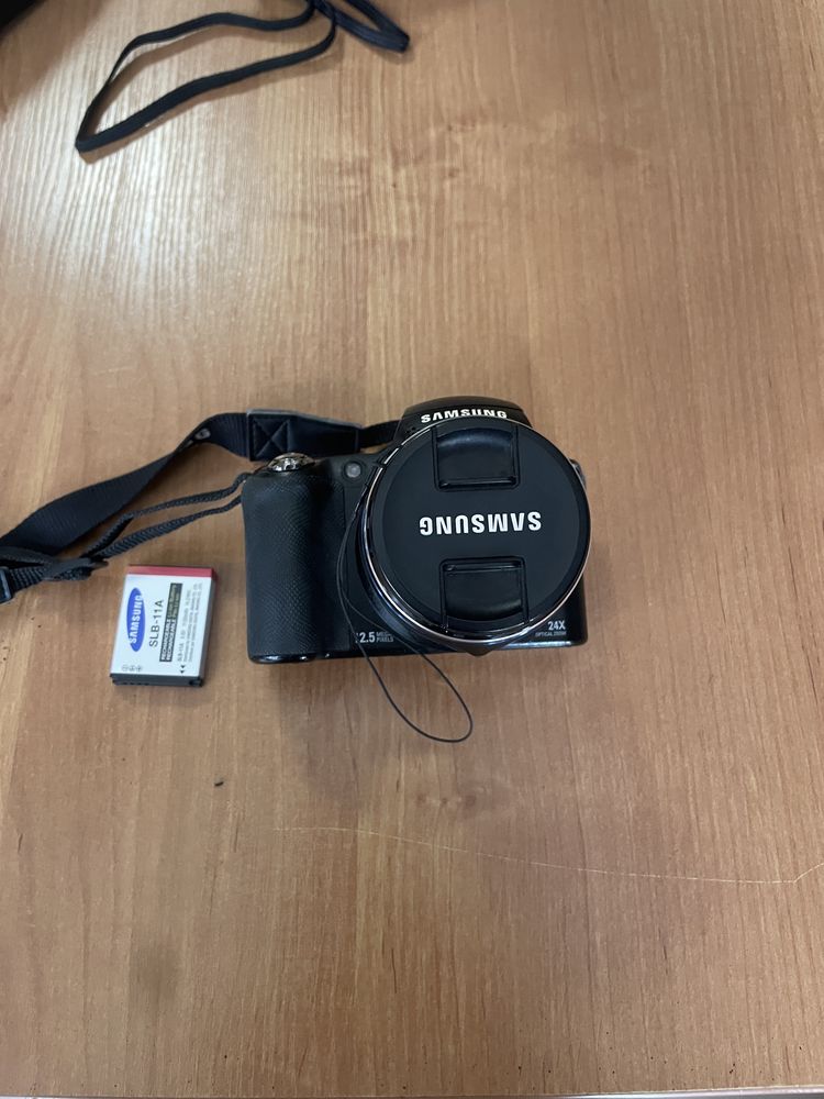 Aparat Samsung WB5000