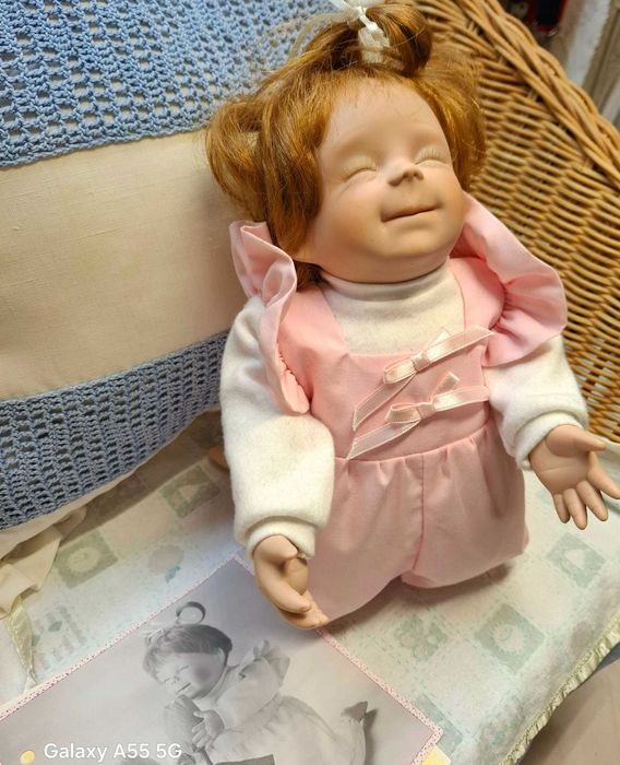Porcelanowa lalka kolekcjonerska Sweetie z certyfikatem