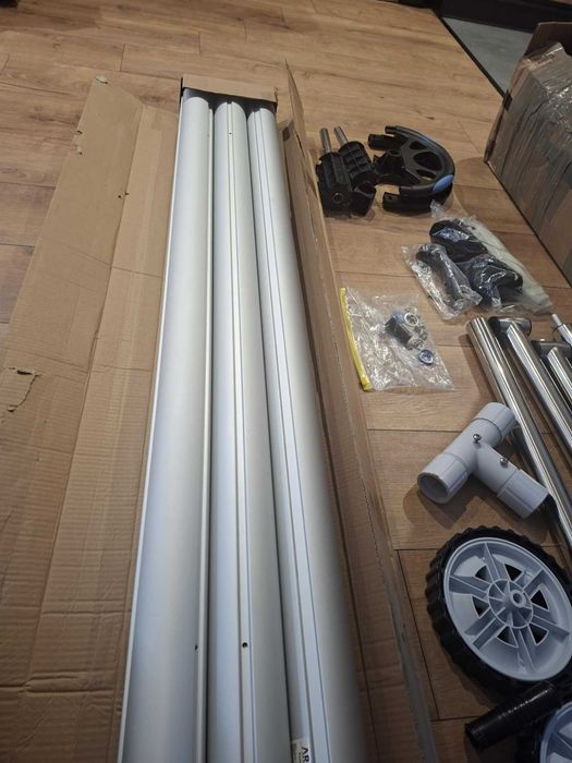 Kolowrotek basenowy 3-5.7m Arebos