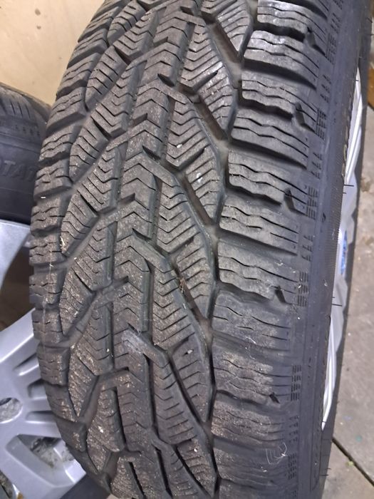 AluFelgi z oponami zimowymi