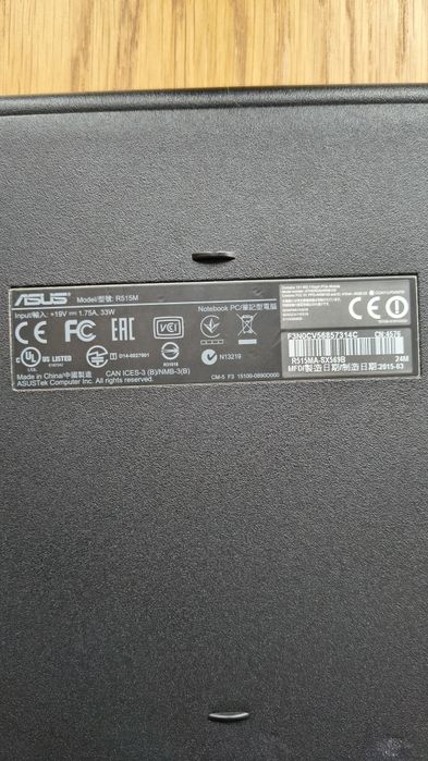Laptop ASUS seria R515M Windows 8