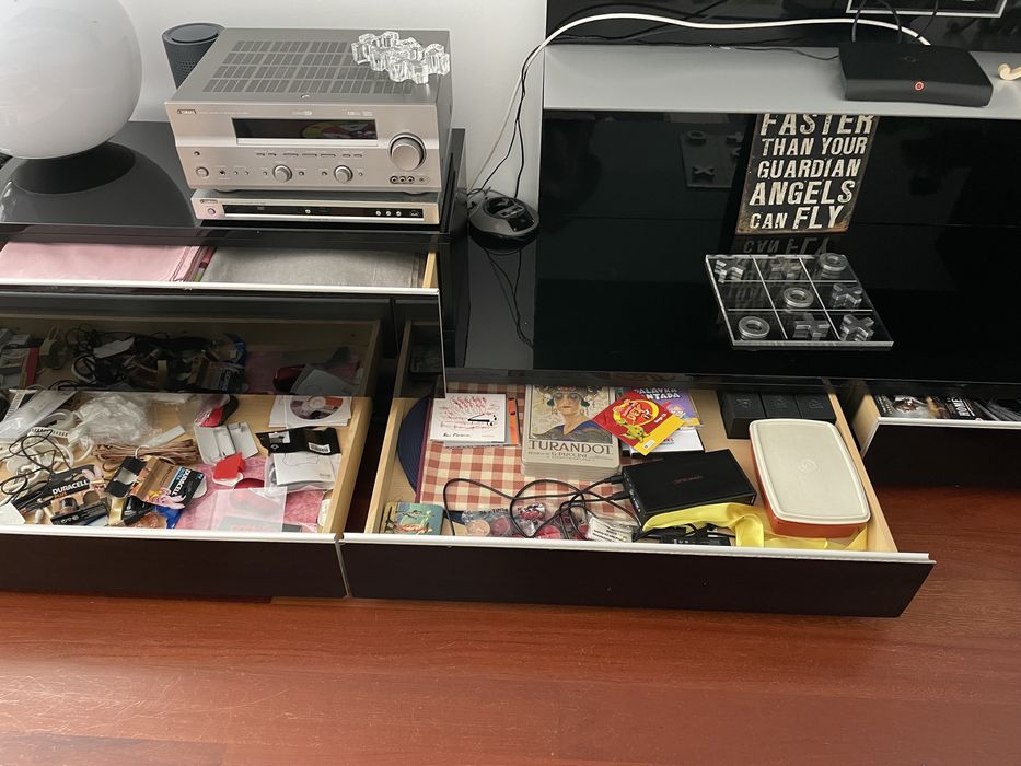 Móvel de sala - preto lacado