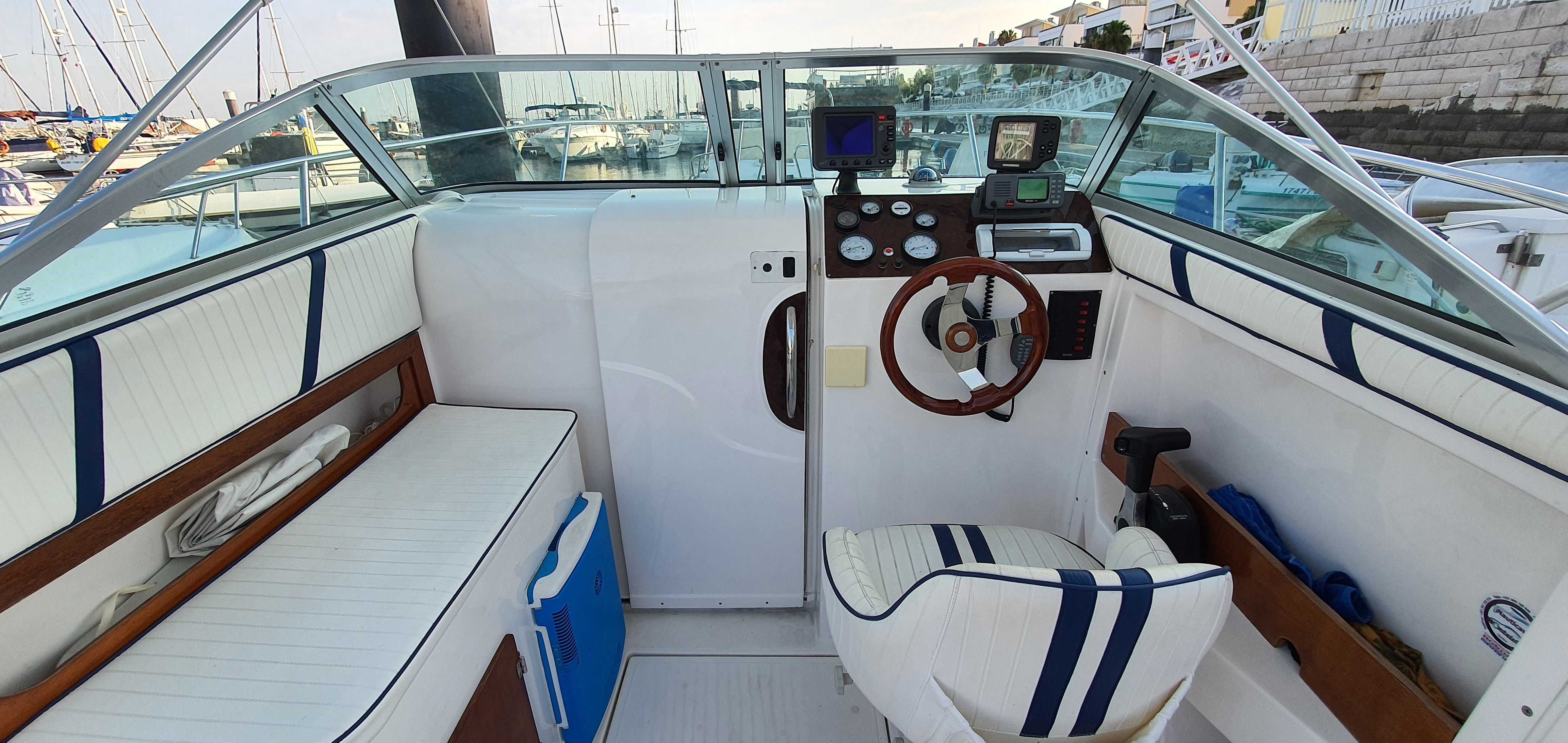 Vendo barco San Remo 7.5m  em óptimo estado