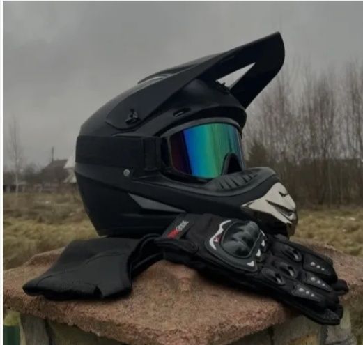 Продам шолом Ендрю М-розмір