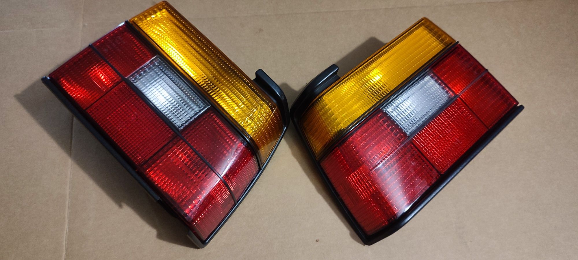 Rarytas Tylne Lampy VW Jetta mk2 USA