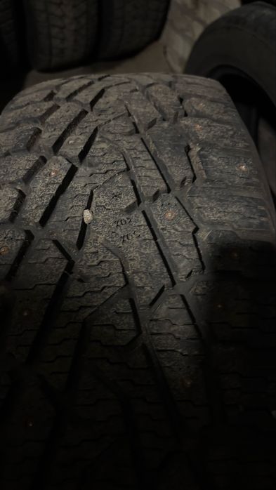 Продам шини nokian
