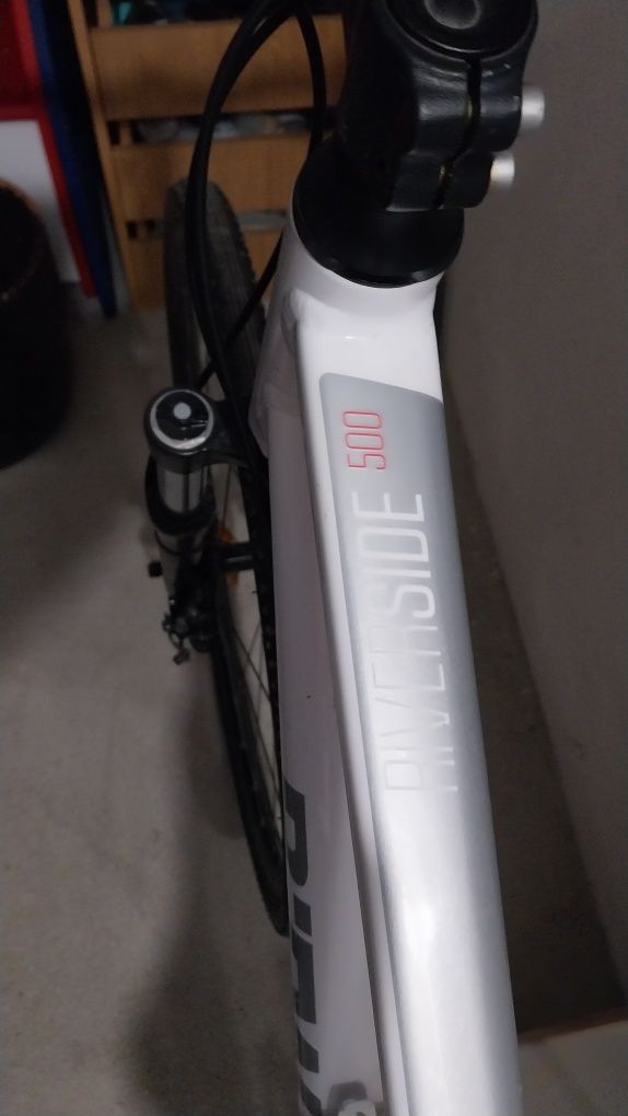 bicicleta riverside 500 pouco uso