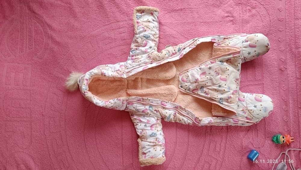 Теплий зимовий комбінезон на 8-12 місяців