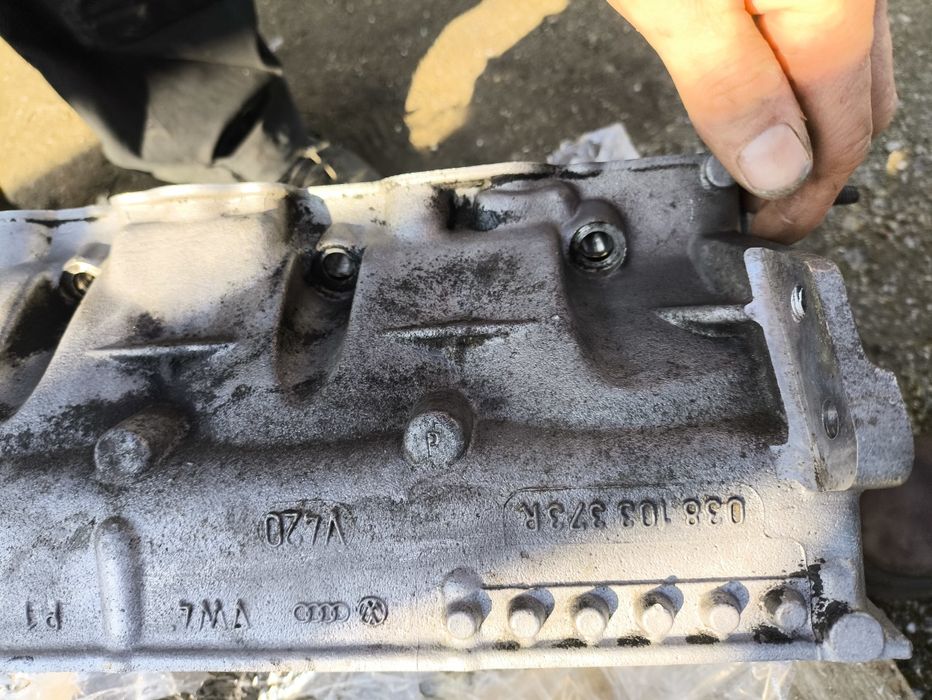 Passat b6 VW Głowica VW 1.9 2.0 140km TDI 8V PD Audi Seat Skoda 2.0TDI