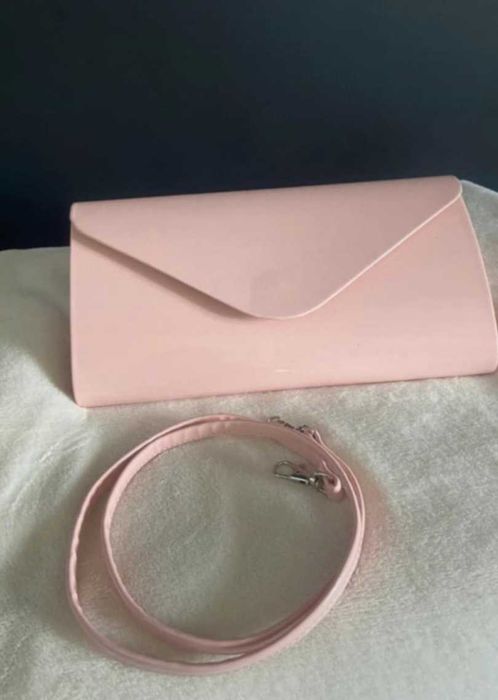 Piękna torebka kopertówka