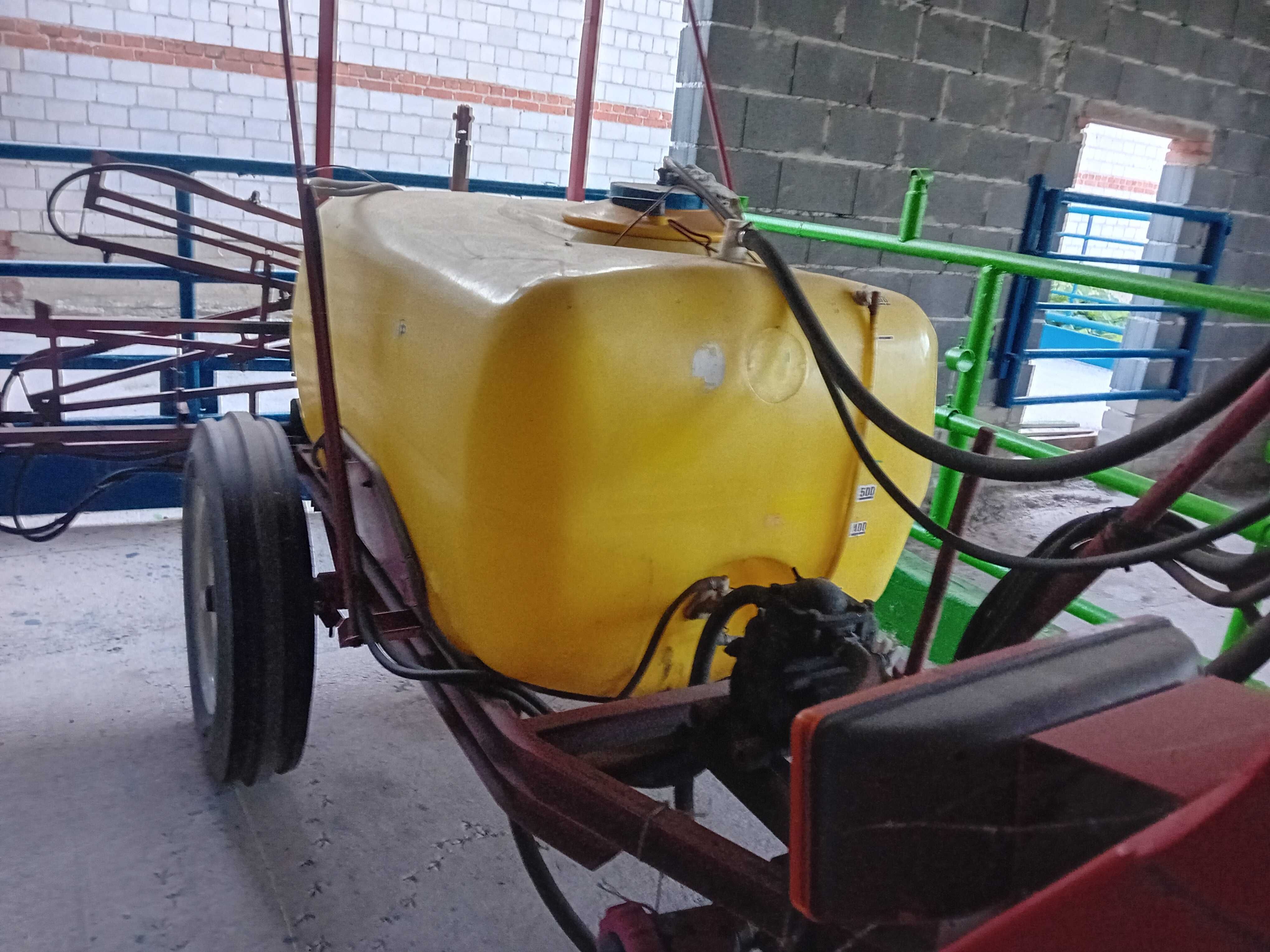 Opryskiwacz SKOTAREK 1000L