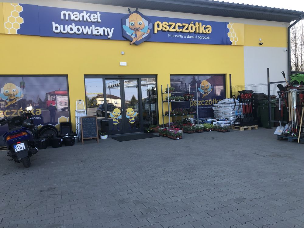 Wynjmę budynek 650 m2