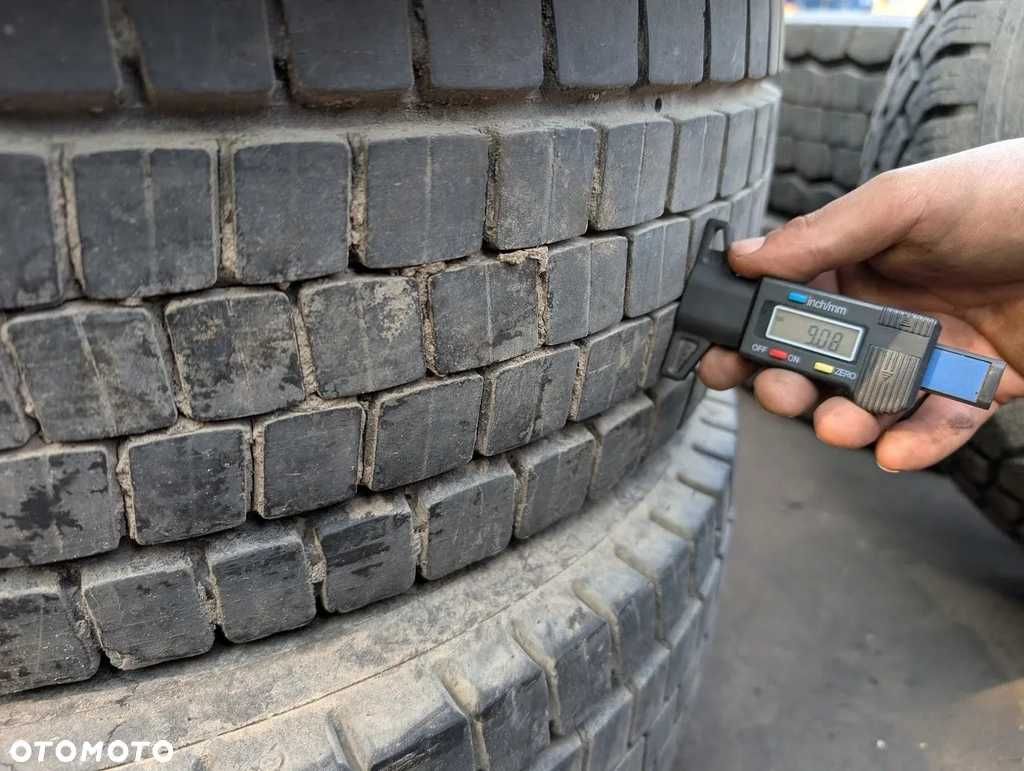 Opony Dunlop SP444 215/75R17.5 4szt 2011r