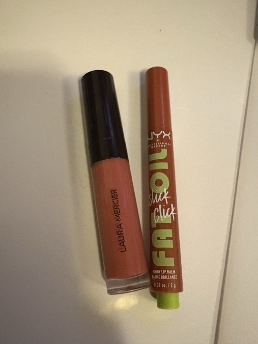 Blyszczyki Nyx  i  Laura Mercier