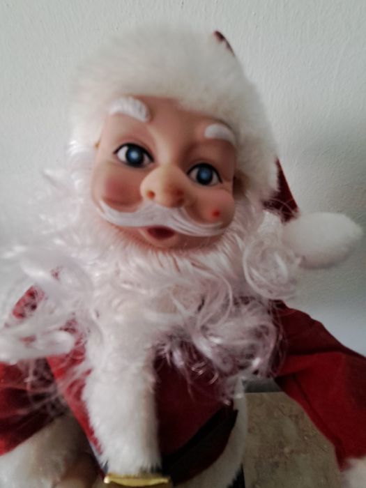 Pai Natal com luz e música