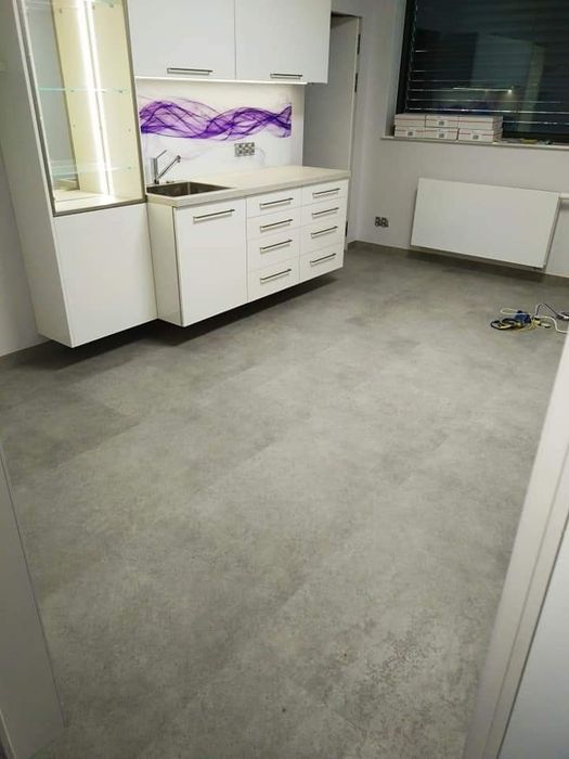 Montaż paneli Lvt, wykładzin Pcv, dywanowych. Wylewki anhydrytowe, żyw