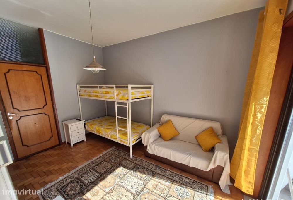Quarto - localizado em Bonfim Porto