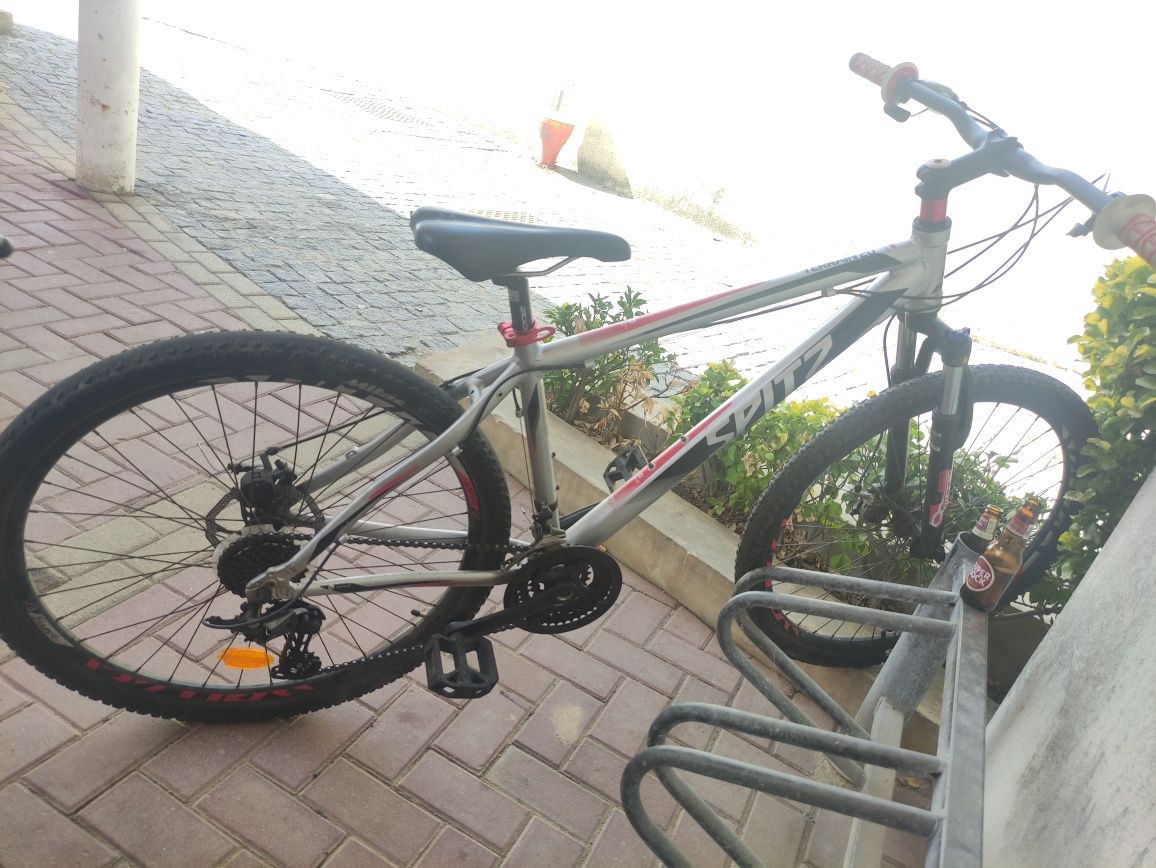 Bicicleta tudo shimano