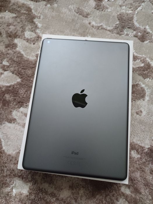 IPad  9 ( 64 GB)