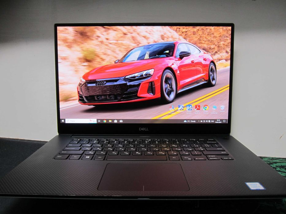 DellXPS9550/15.6"4k 3840 x 2160/Intel CoreI7/Ram 16 gb/Nvidia GTX 960M