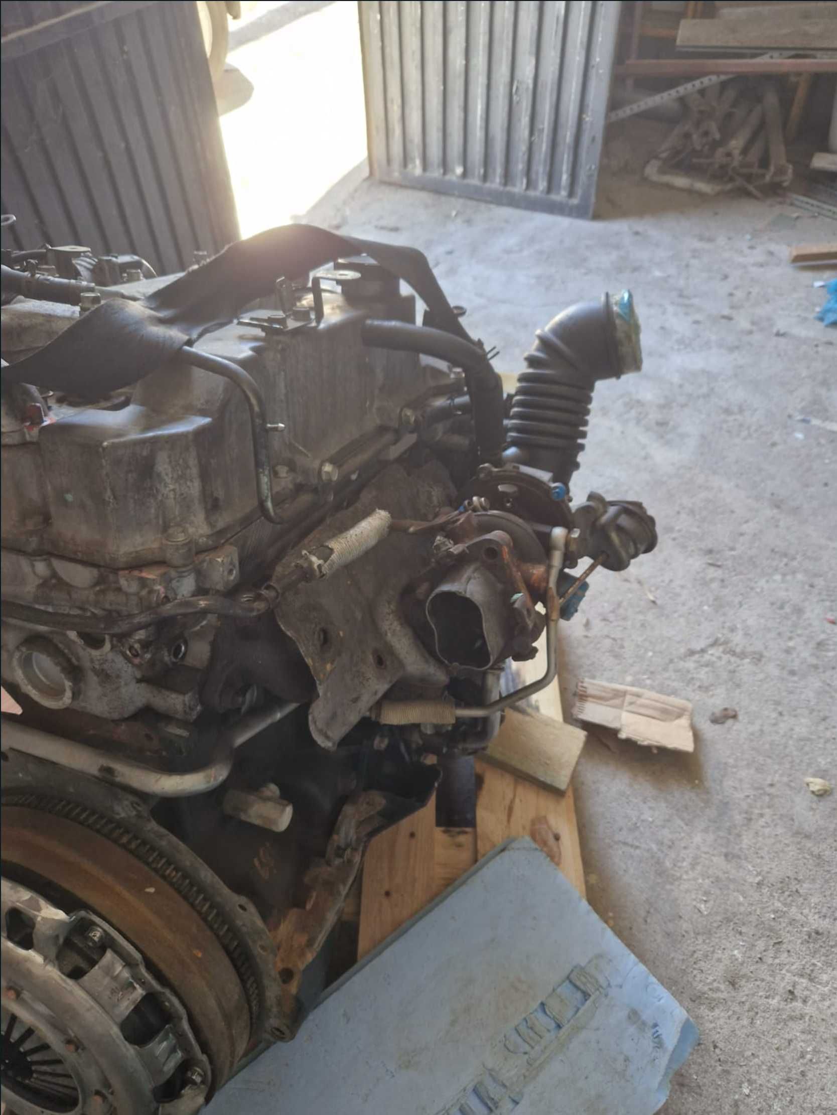 Motor Mitsubishi L200