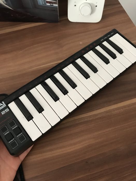 akai lpk 25 mini