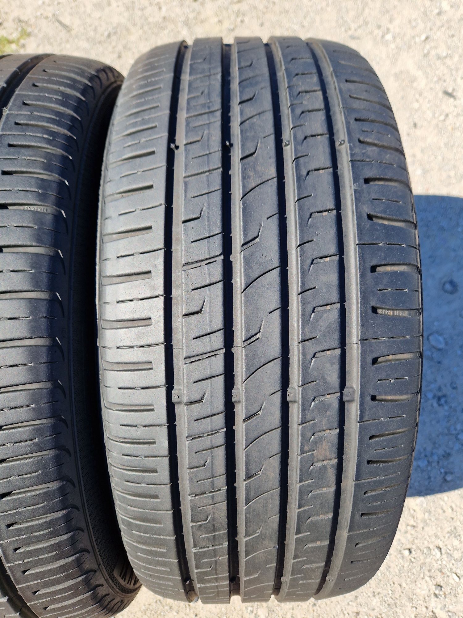 Opony letnie Barum Bravuris 3  225/50r17 (98V) XL