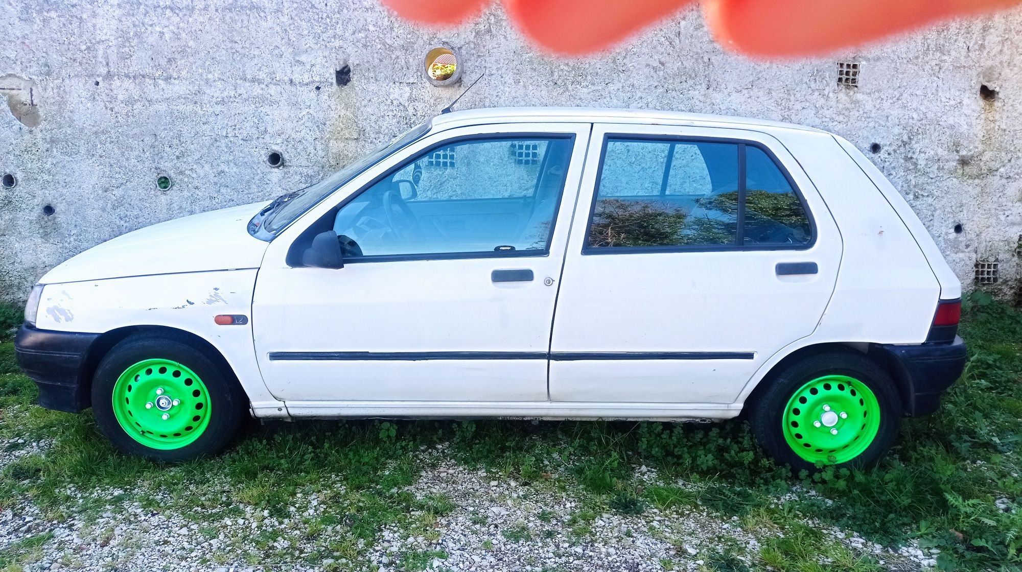 Renault Clio 1.2 gasolina 93