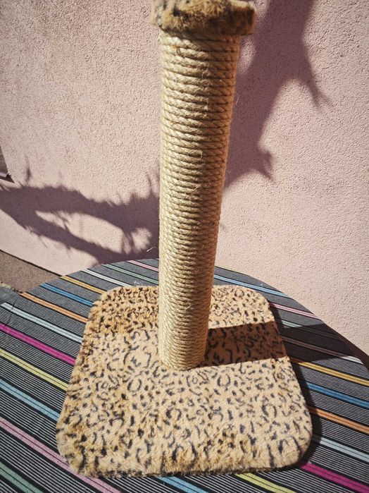 Solidny drapak dla kota "tygrysek" wysoki 56cm ciężki