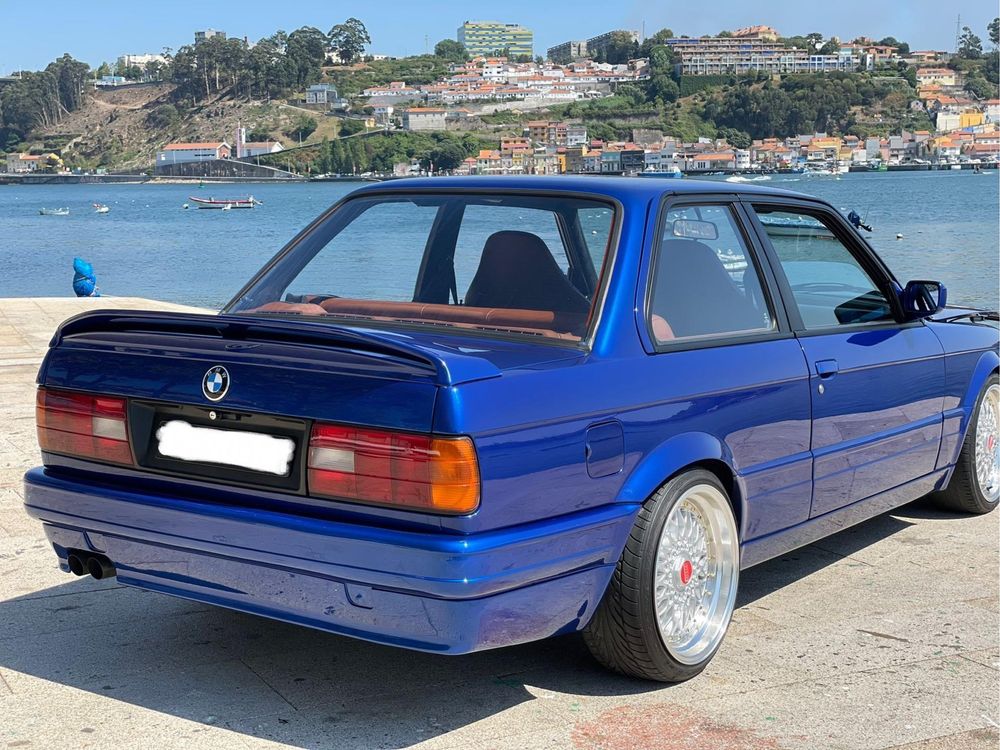 BMW E30 motor 328i