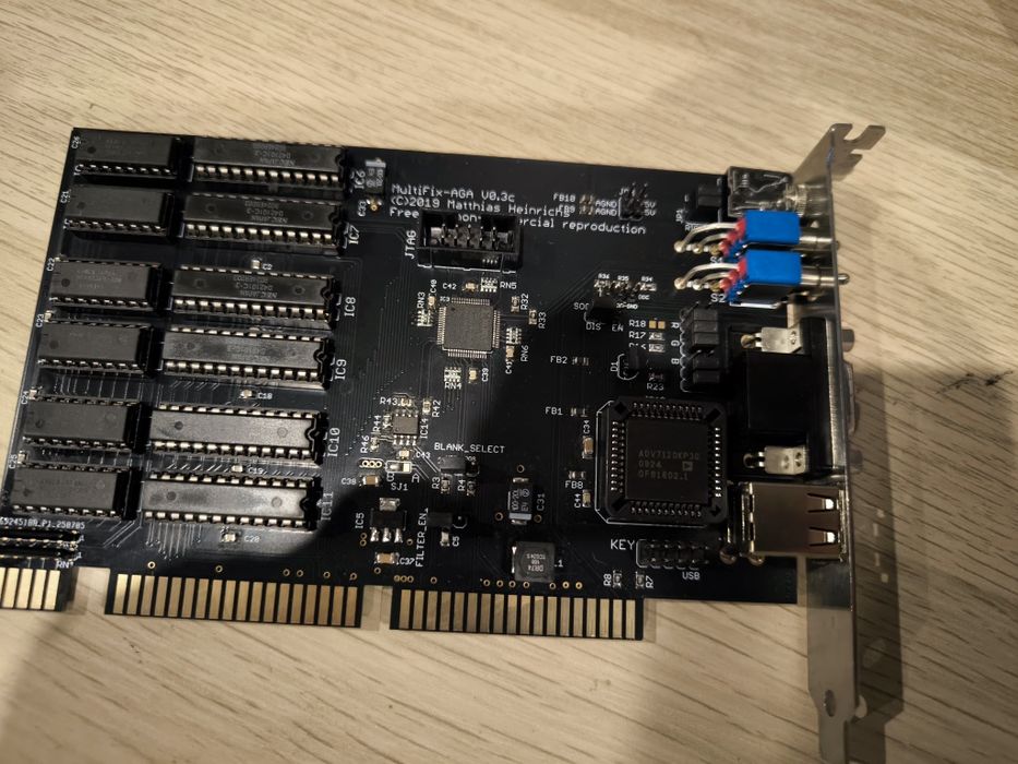 Commodore Amiga 2000/3000/4000 Flicker Fixer