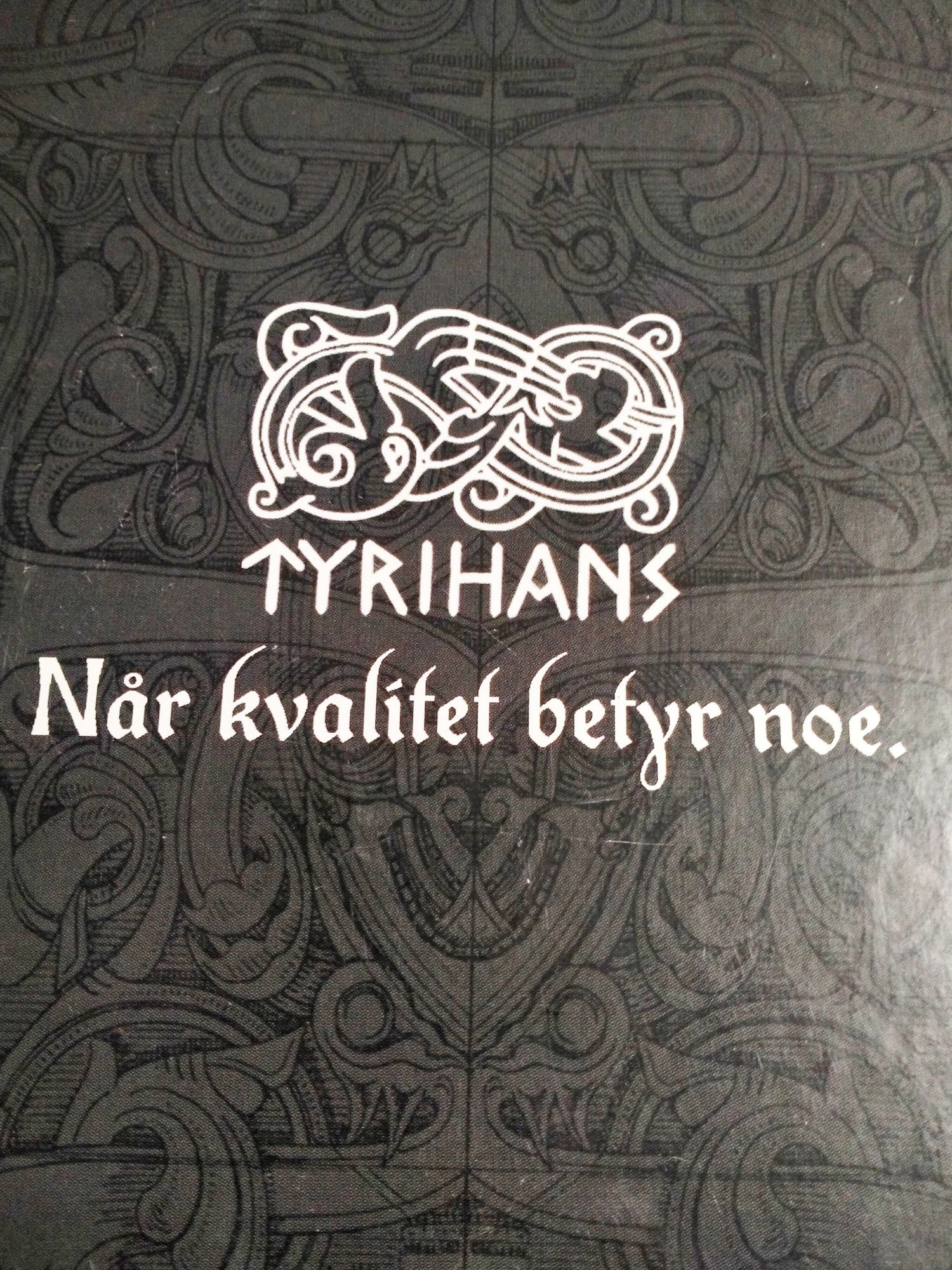 Jedwabny szal apaszka chusta TYRIHANS 100% jedwab nowy norweski