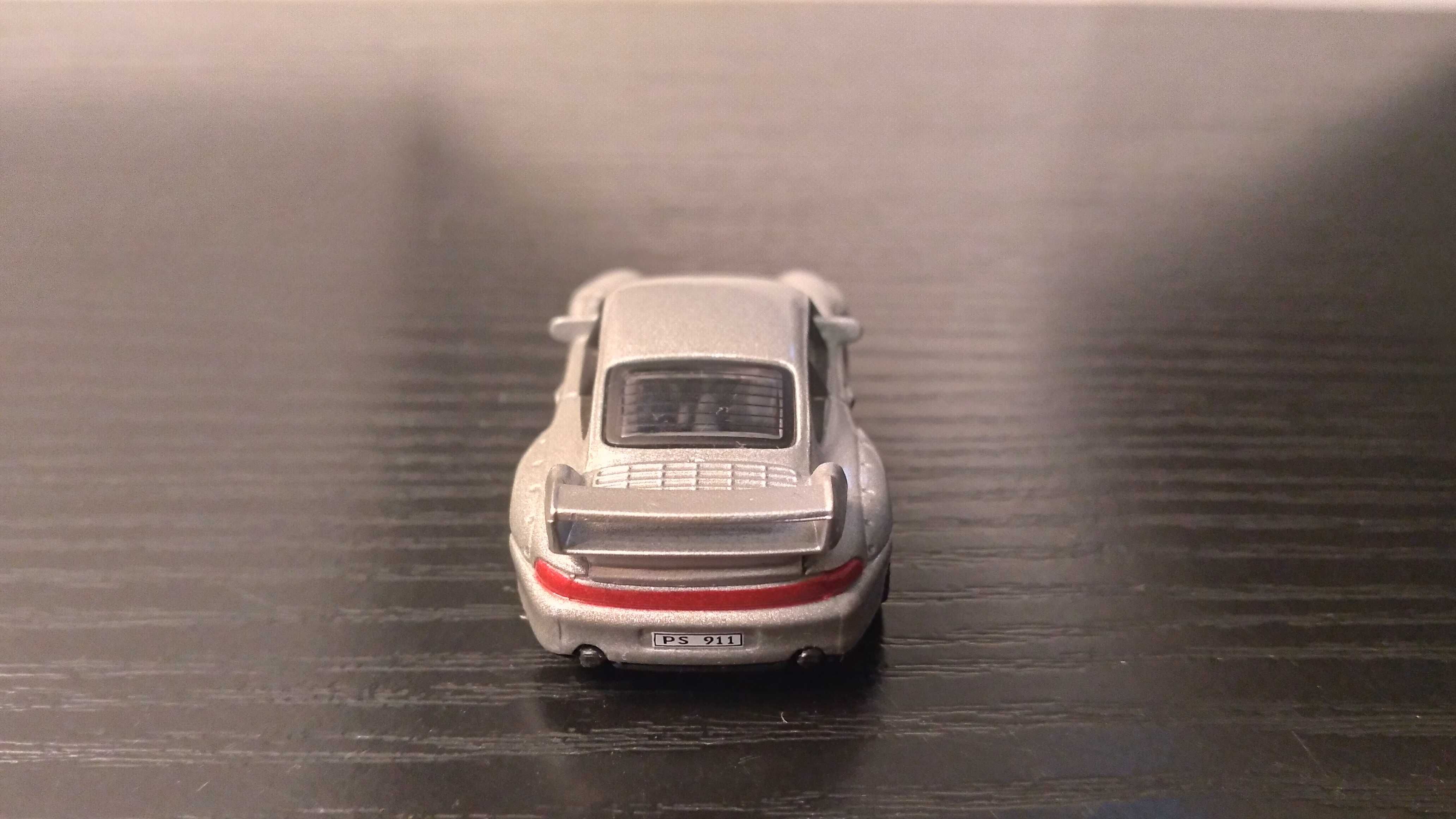 Porsche 911 GT2 (993) Hongwell 1:72