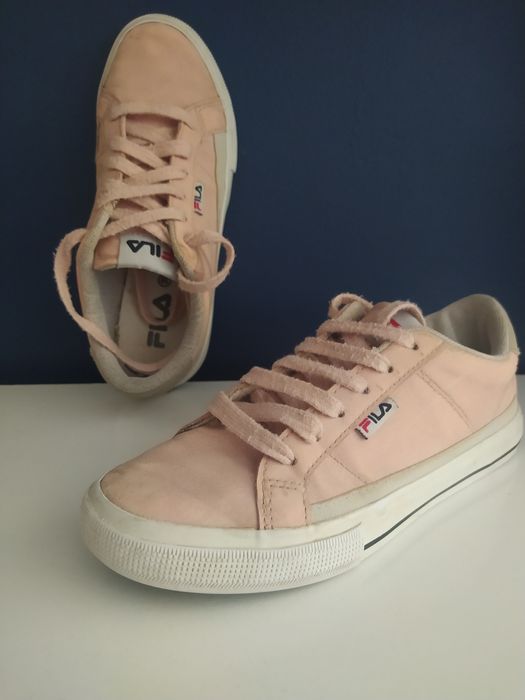 Trampki FILA 36 beżowe