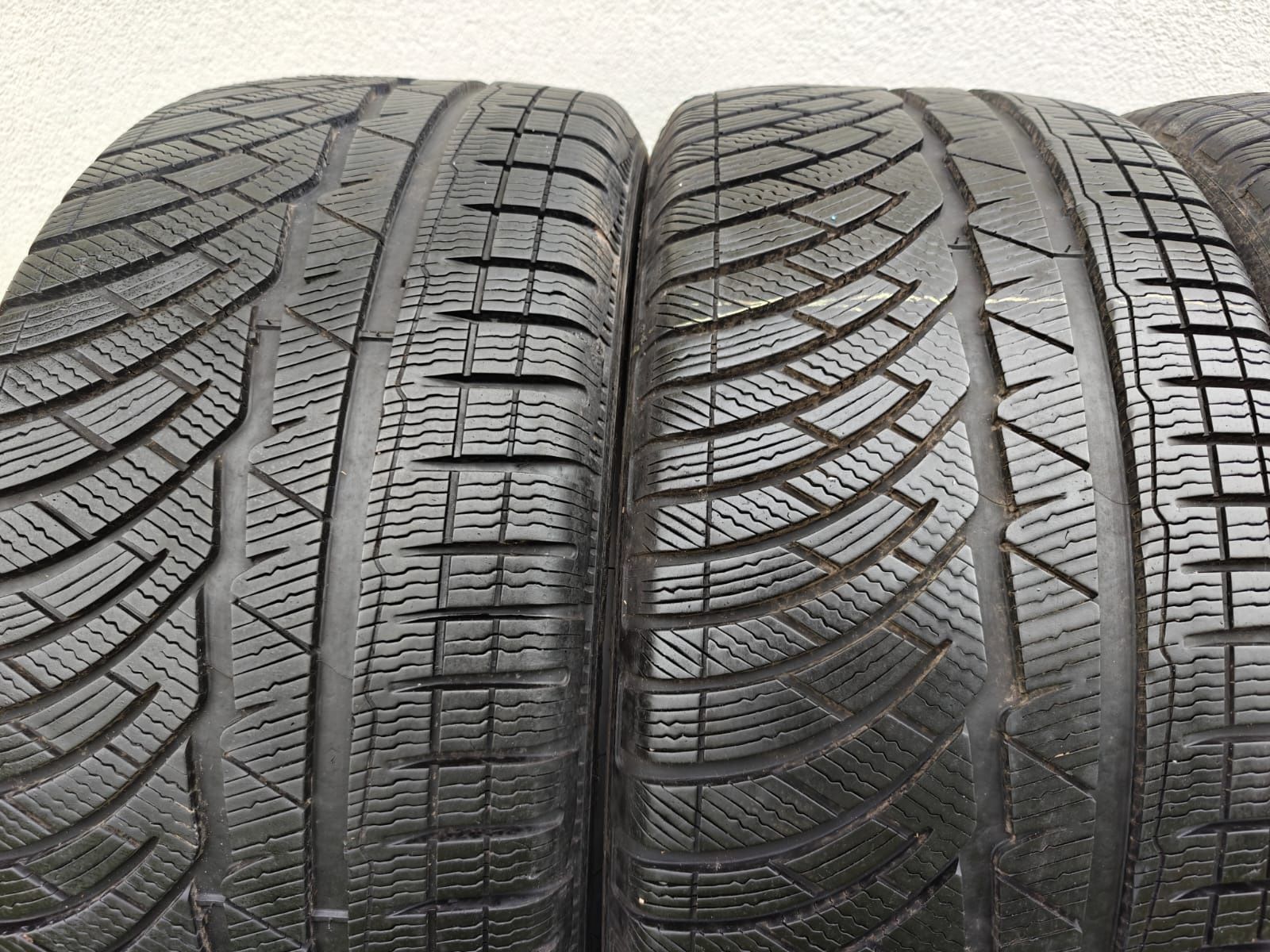 Michelin Pilot Alpin PA4 225/45/18 245/40/18