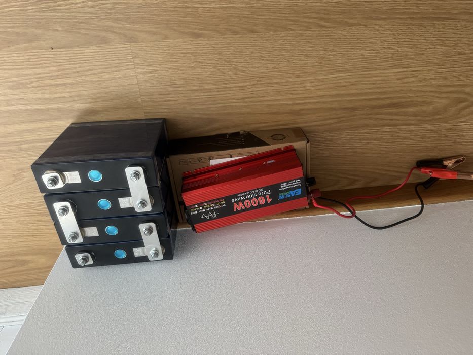 Baterias lifepo4  12.8v + inversor