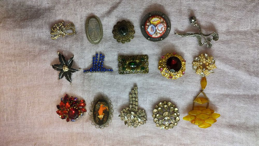 Бижутерия , брошки , кольца, запанки