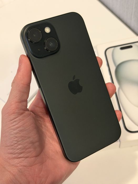 iPhone 15 Czarny z Pudełkiem, bateria 84%