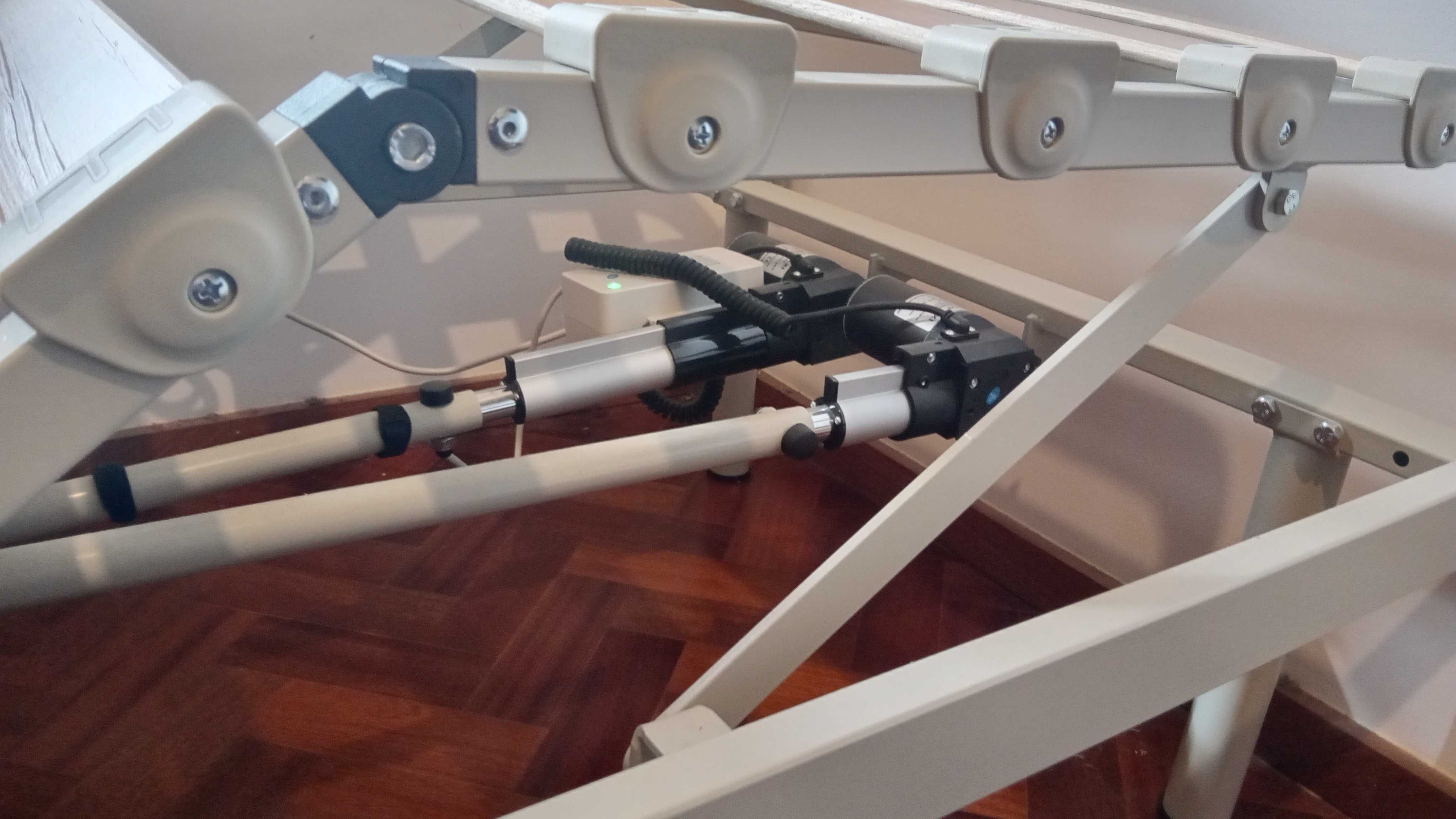 Cama Elétrica com Sistema de Elevação
