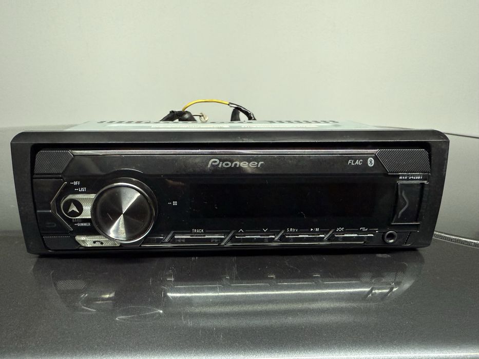 Radio Pioneer com Bluetooth