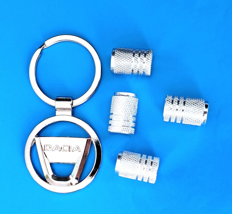 ** NOWY Breloczek DACIA + Nakrętki na wentyle srebrne komplet tuning