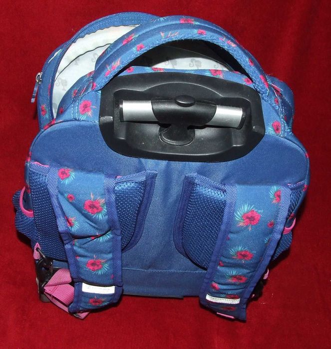 Zestaw Plecak tornister szkoły na kółkach Barbie w kwiaty szkolny