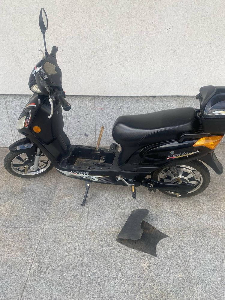 Moto eletrica  acm