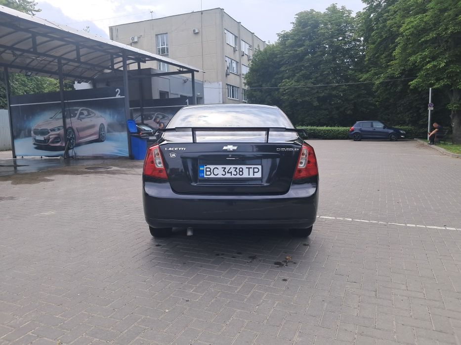 Продам лачетті.2008р 1,6 газ бенз.